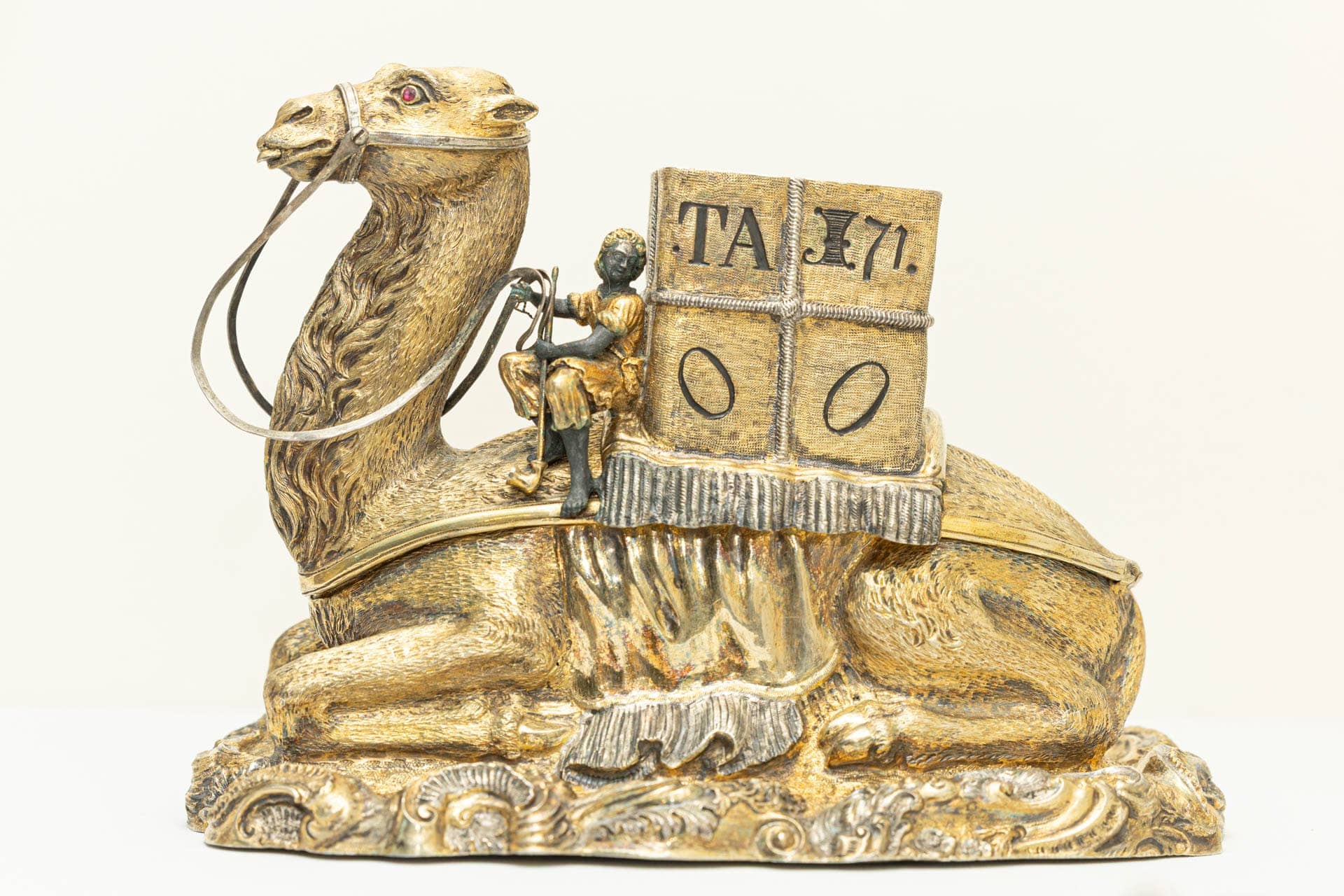 Сокровища императорских резиденций: масштабная выставка Царского Села в Москве