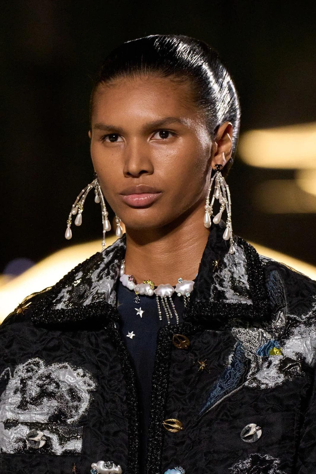 Жемчужное ожерелье в коллекции Chanel весна-лето 2027