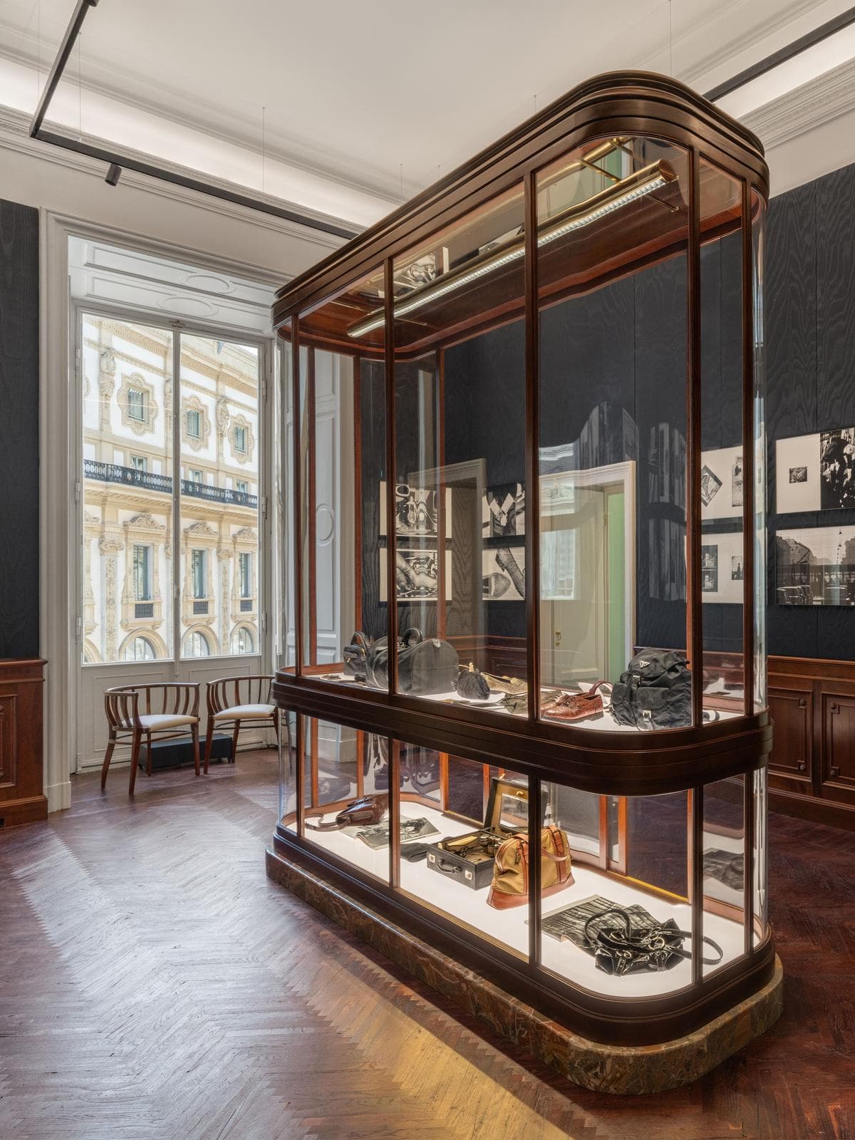 Экспозиция Pradasphere в Prada Galleria
